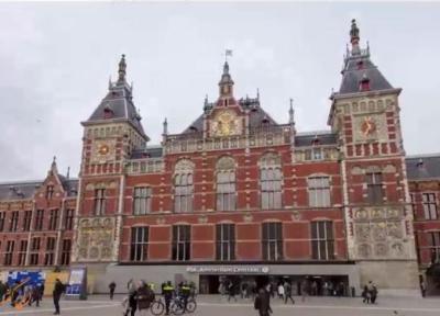 تور ارزان هلند: معماری زیبای شهری در آمستردام هلند
