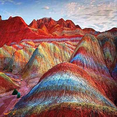 همه چیز درباره کوه های رنگارنگ چین