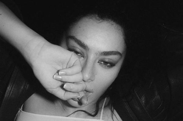 متن و ترجمه آهنگ In The City از Charli XCX &ampamp Sam Smith متن و ترجمه آهنگ In The City از Charli XCX &amp Sam Smith